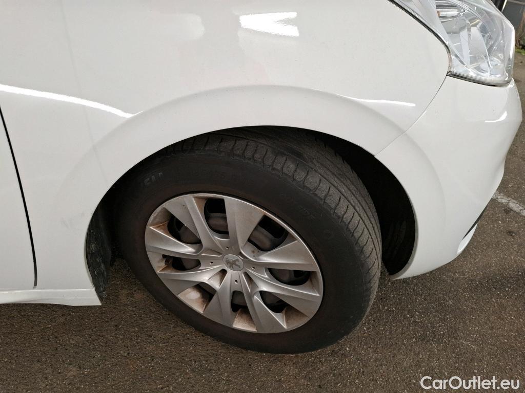  Peugeot  208 PEUGEOT  Affaire / 2015 / 5P / Berline &BlueHDi 100 €6.c S&S PREMIUM PACK #57