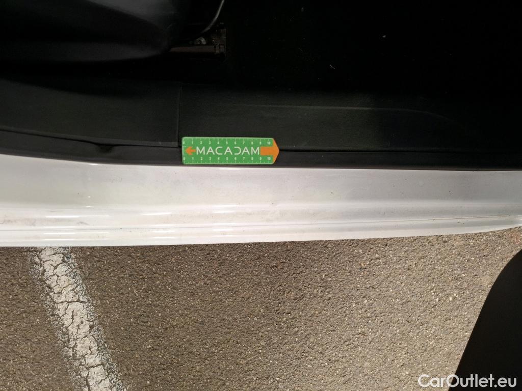  Peugeot  208 PEUGEOT  Affaire / 2015 / 5P / Berline &BlueHDi 100 €6.c S&S PREMIUM PACK #12