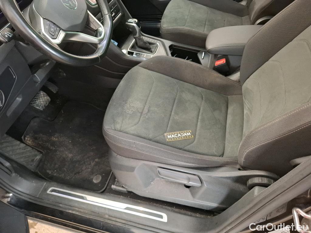  Volkswagen  Tiguan VOLKSWAGEN  / 2020 / 5P / SUV 1.4 eHybrid 245 DSG6 Elegance Exclusive #21