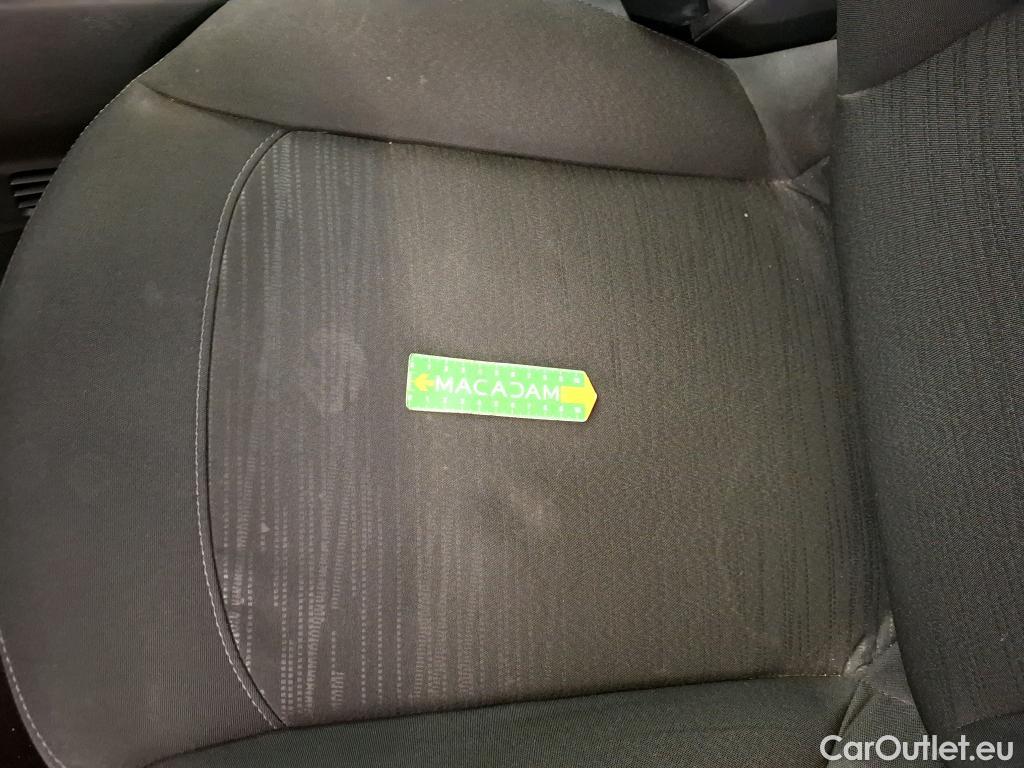  Peugeot  208 PEUGEOT  Affaire / 2015 / 5P / Berline &BlueHDi 100 €6.c S&S PREMIUM PACK #34
