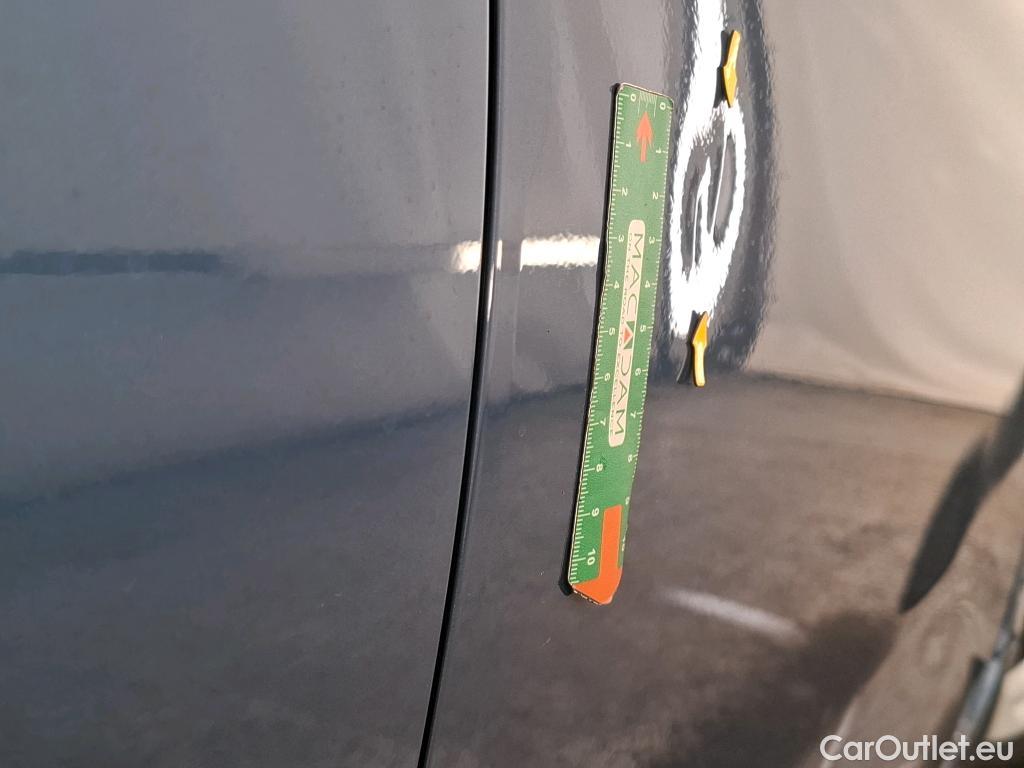  Toyota  Corolla TOYOTA  5p Berline Hybride 122h Dynamic Business #27