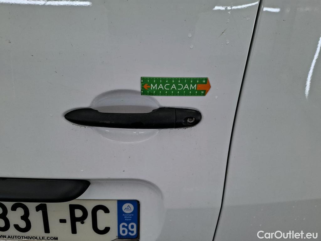  Renault  Kangoo  II Express Maxi Extra (Série Spéciale) - Cab. Appr. 1.5 dCi 95CV BVM6 E6dT #16