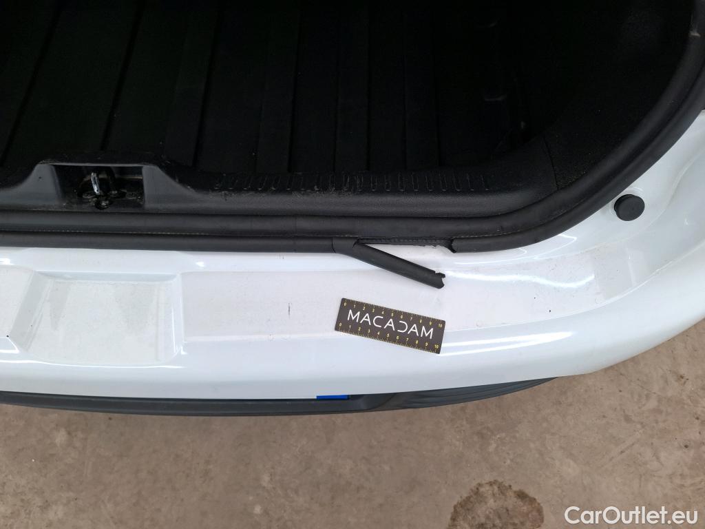  Renault  Clio  IV Air MediaNav 1.5 dCi 90CV BVM5 E6 #15