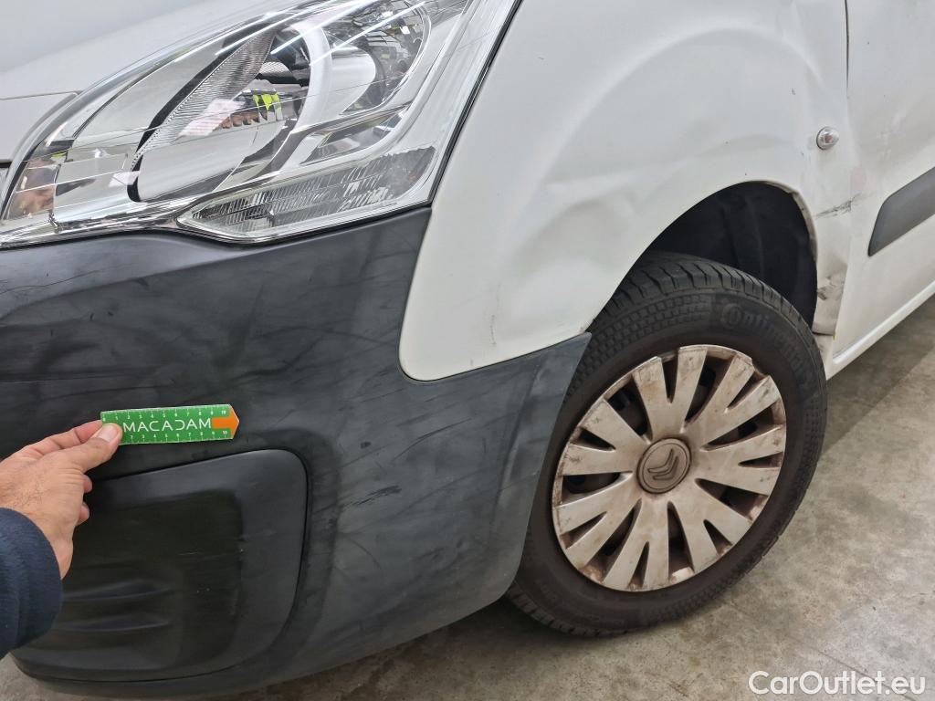  Citroen  Berlingo CITROEN  Electric / 2015 / 4P / Fourgonnette Electric Taille M Club (ex V946) #89