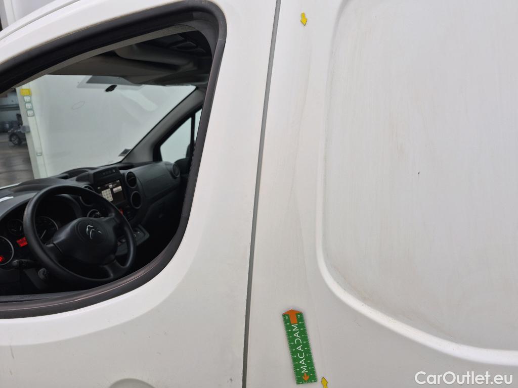  Citroen  Berlingo CITROEN  Electric / 2015 / 4P / Fourgonnette Electric Taille M Club (ex V946) #46