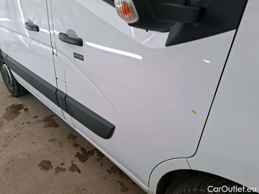  Renault  Master RENAULT  / 2019 / 4P / Fourgon tôlé FG Tr GCF F2800 L1H1 Blue dCi 135 #42