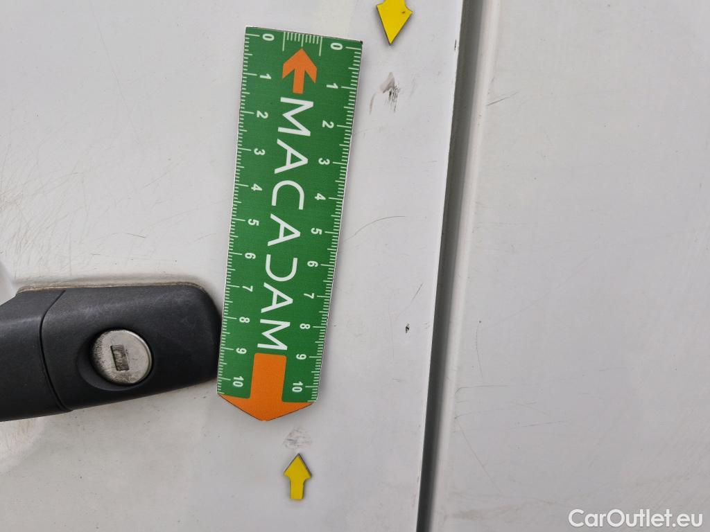  Citroen  Berlingo CITROEN  Electric / 2015 / 4P / Fourgonnette Electric Taille M Club (ex V946) #40