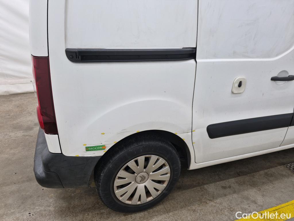  Citroen  Berlingo CITROEN  Electric / 2015 / 4P / Fourgonnette Electric Taille M Club (ex V946) #21