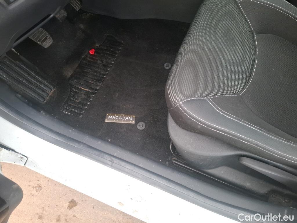  Renault  Clio  IV Air MediaNav 1.5 dCi 90CV BVM5 E6 #1