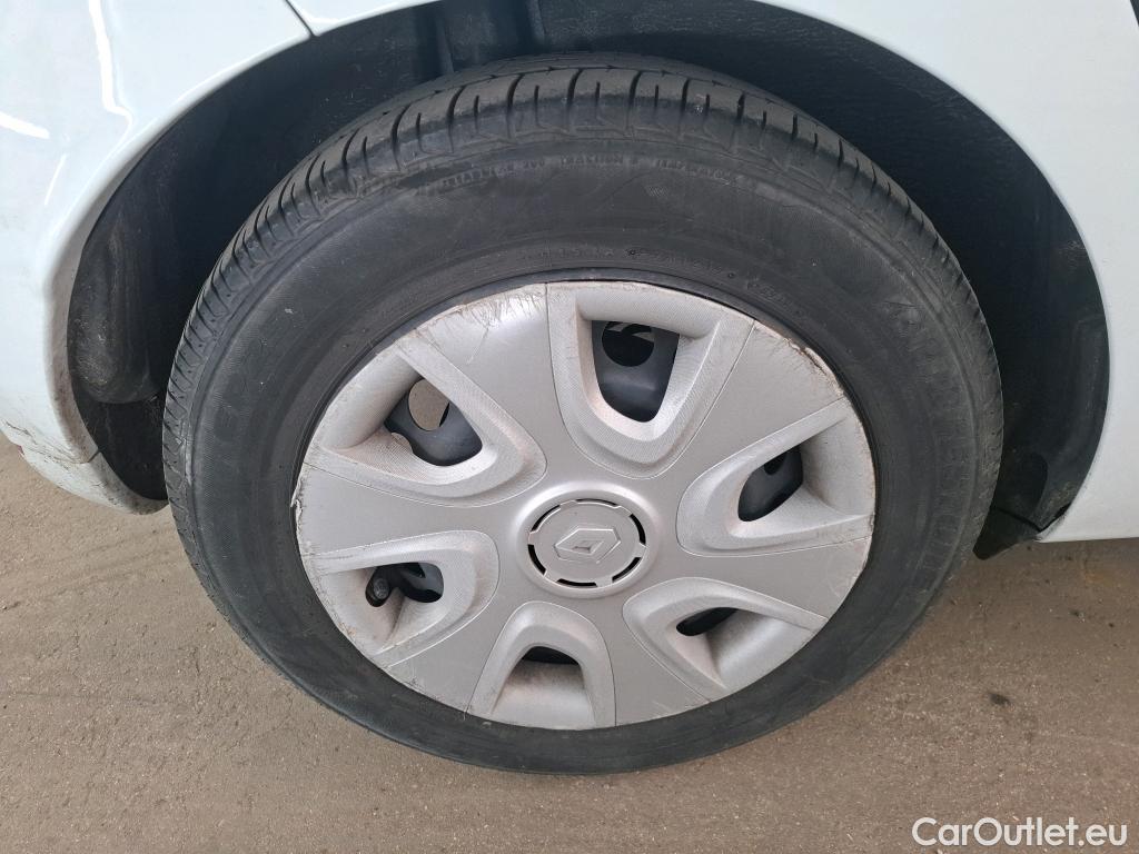  Renault  Clio  IV Air 1.5 dCi 90CV BVM5 E6 #34