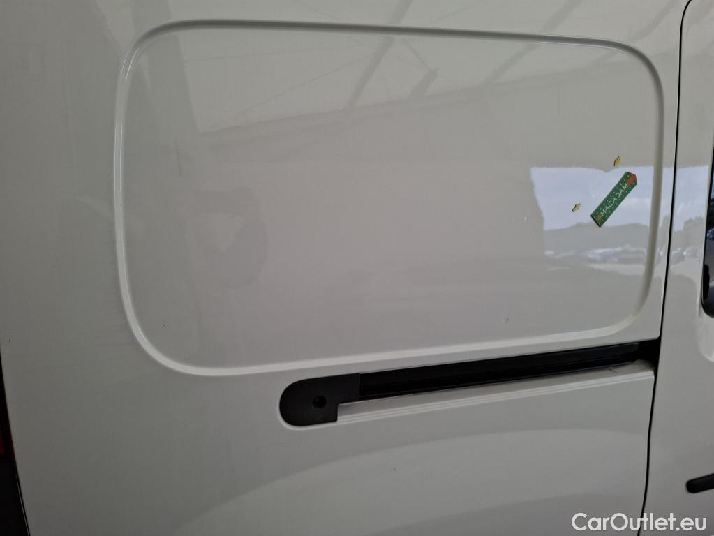  Renault  Kangoo  II Express Maxi Extra (Série Spéciale) - Cab. Appr. 1.5 dCi 95CV BVM6 E6dT #3