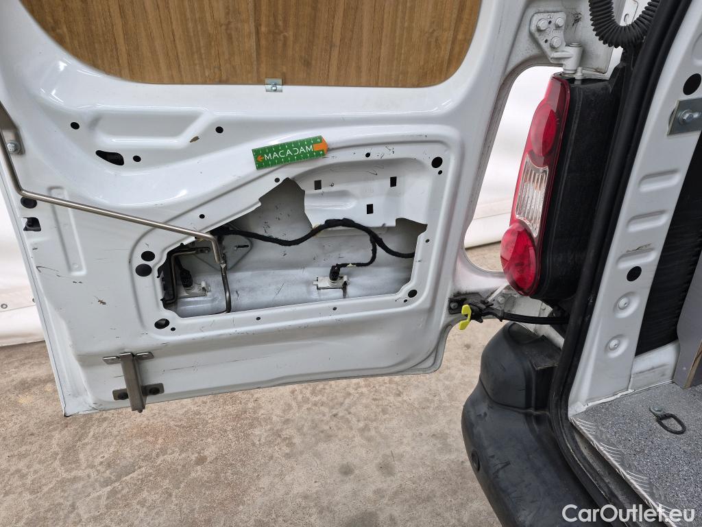  Citroen  Berlingo CITROEN  Electric / 2015 / 4P / Fourgonnette Electric Taille M Club (ex V946) #72