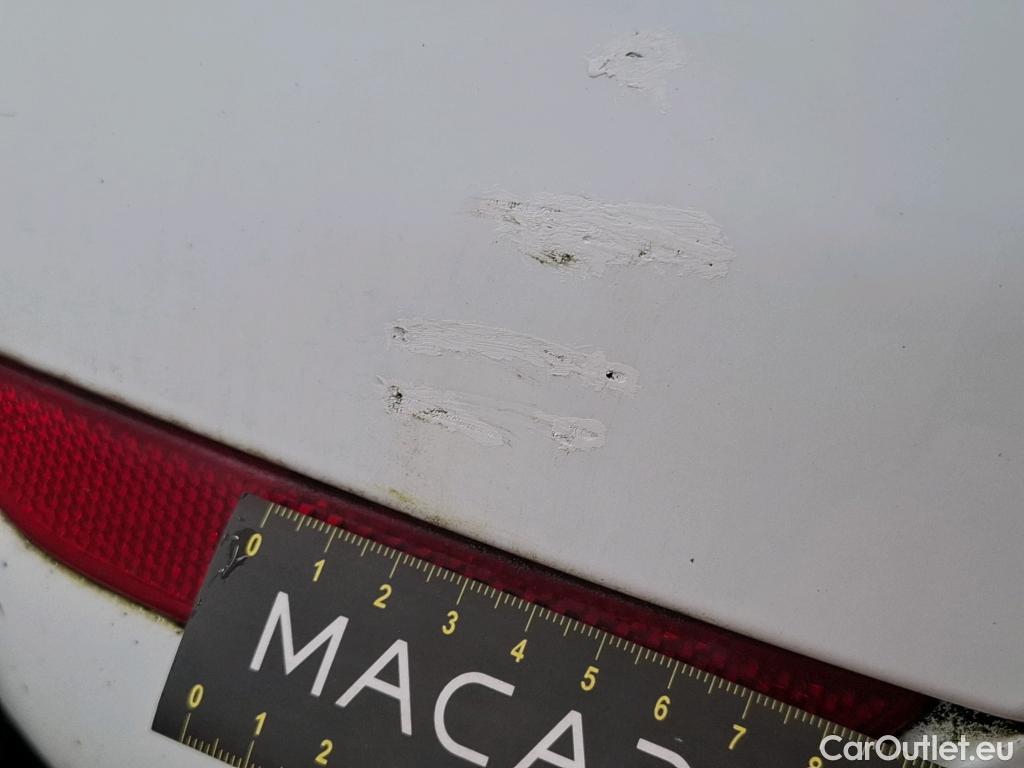  Renault  Clio  IV Air MediaNav 1.5 dCi 90CV BVM5 E6 #14