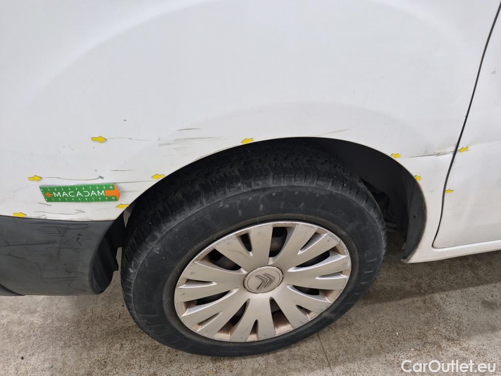  Citroen  Berlingo CITROEN  Electric / 2015 / 4P / Fourgonnette Electric Taille M Club (ex V946) #22