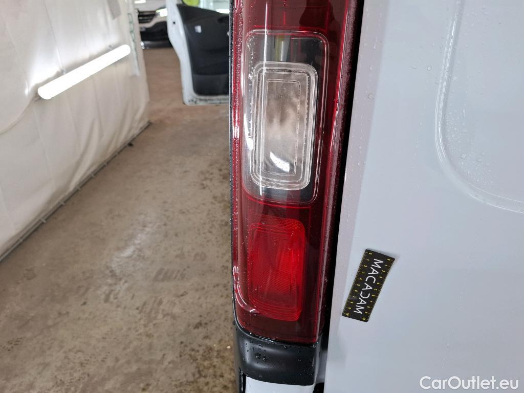  Renault  Trafic RENAULT  VU 4p Fourgon FG GCF L2H1 1300 dCi 120 #16