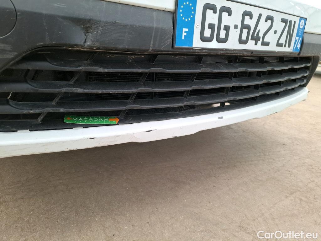  Renault  Trafic  III Fourgon L2H1 3T Grand Confort 2.0 dCi 130CV BVM6 E6d #104