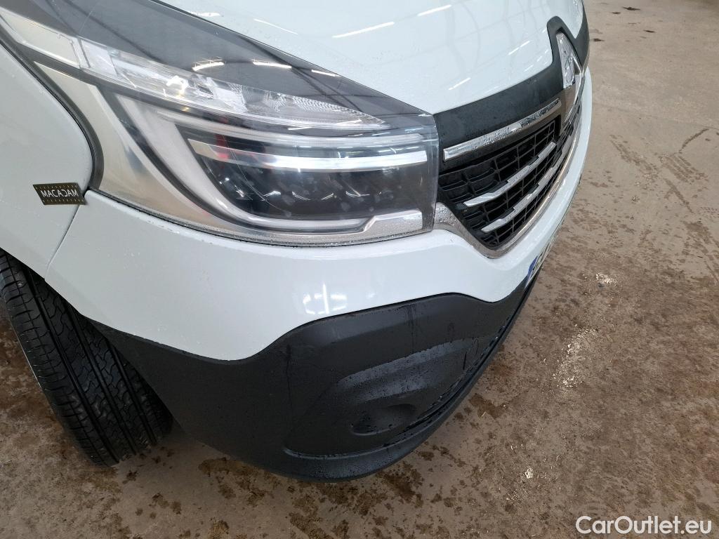  Renault  Trafic RENAULT  VU 4p Fourgon FG GCF L2H1 1300 dCi 120 #48