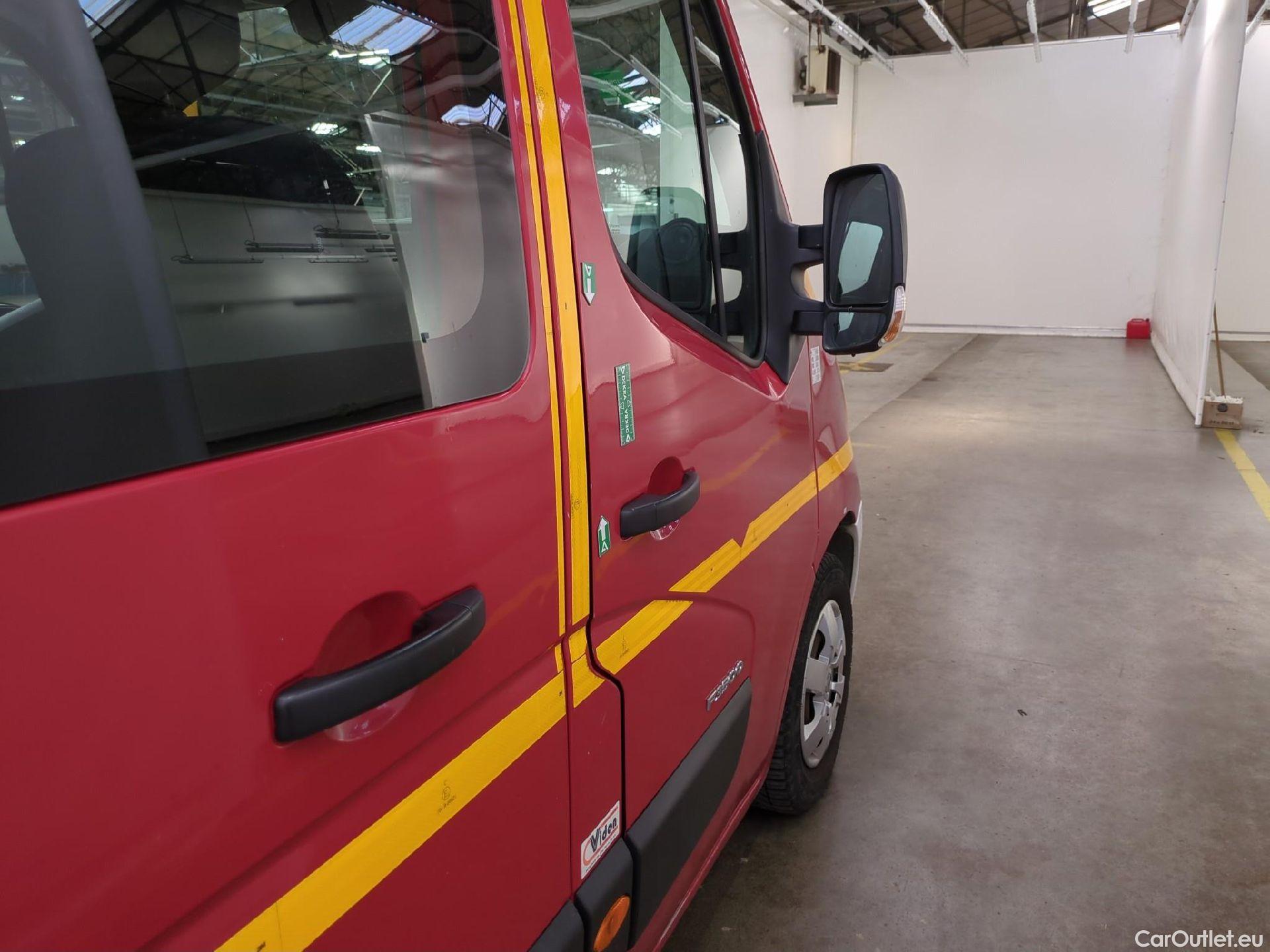  Renault  Master RENAULT  T35 VU 4p Fourgon Nouveau Fourgon Traction Grand Confort F3500 L3H3 #58