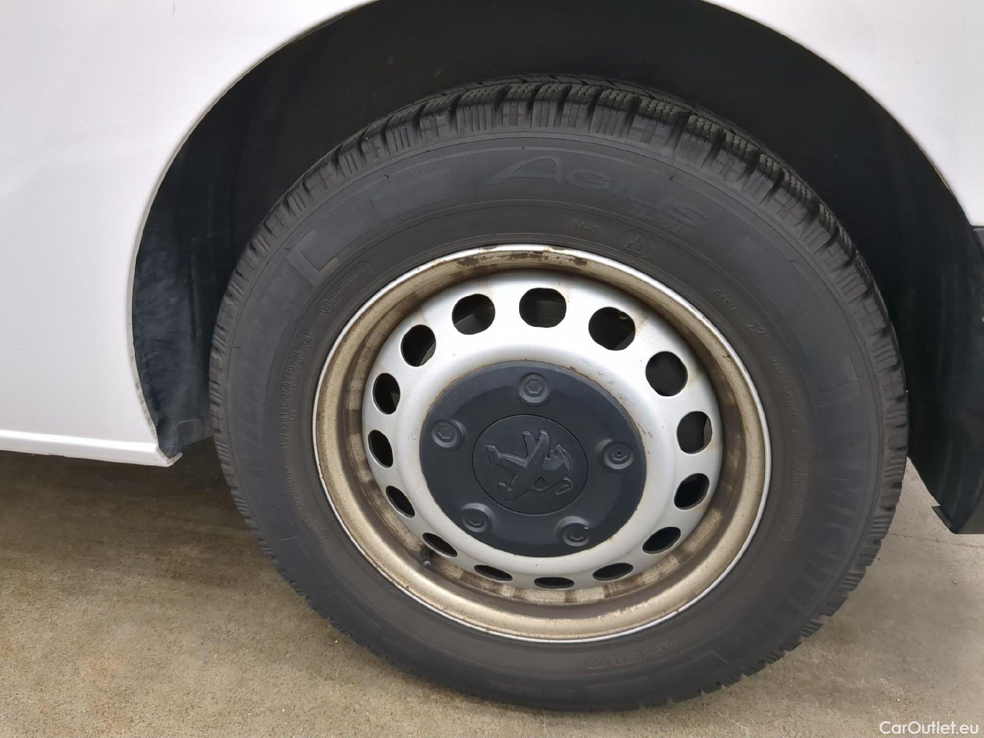  Peugeot  Expert  Fourgon Asphalt Standard 1.5 HDi 120CV BVM6 E6dT #2