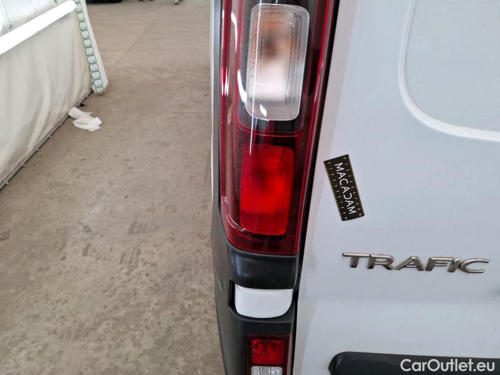  Renault  Trafic RENAULT  VU 4p Fourgon FG GCF L2H1 1300 dCi 120 #65