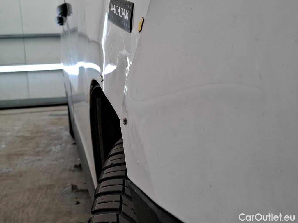  Renault  Trafic RENAULT  VU 4p Fourgon FG GCF L2H1 1300 dCi 120 #58