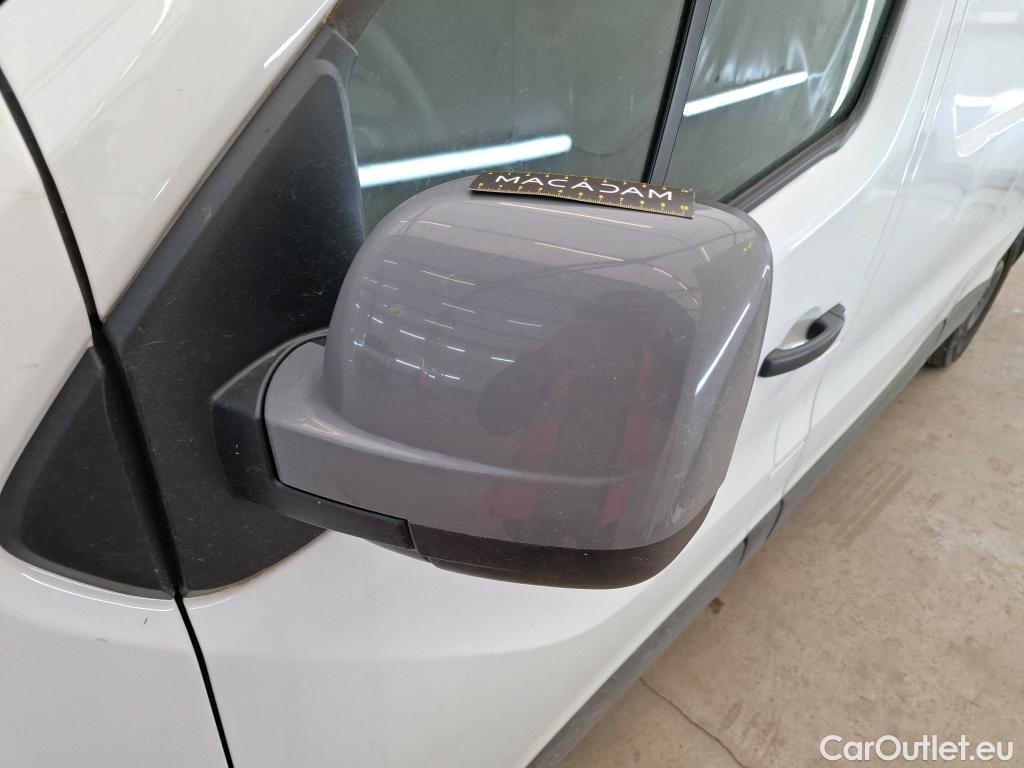  Renault  Trafic RENAULT  VU 4p Fourgon FG GCF L2H1 1300 dCi 120 #97