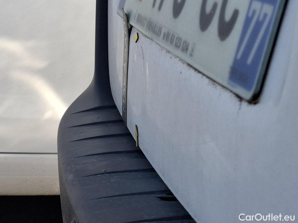  Renault  Kangoo  Express Extra (Série Spéciale) 1.5 dCi 75CV BVM5 E6 #21