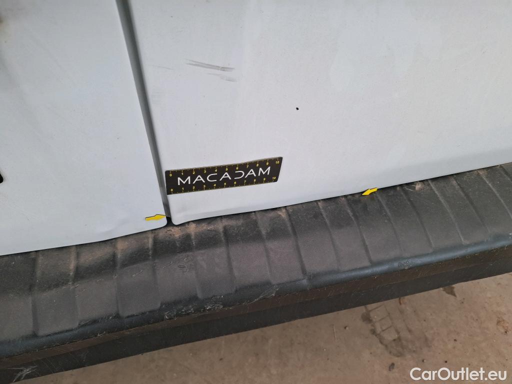  Renault  Trafic RENAULT  VU 4p Fourgon FG GCF L2H1 1300 dCi 120 #40