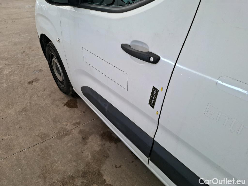  Citroen  Berlingo  Fourgon Club M 650 1.5 BlueHDi 100CV BVM6 E6d #7