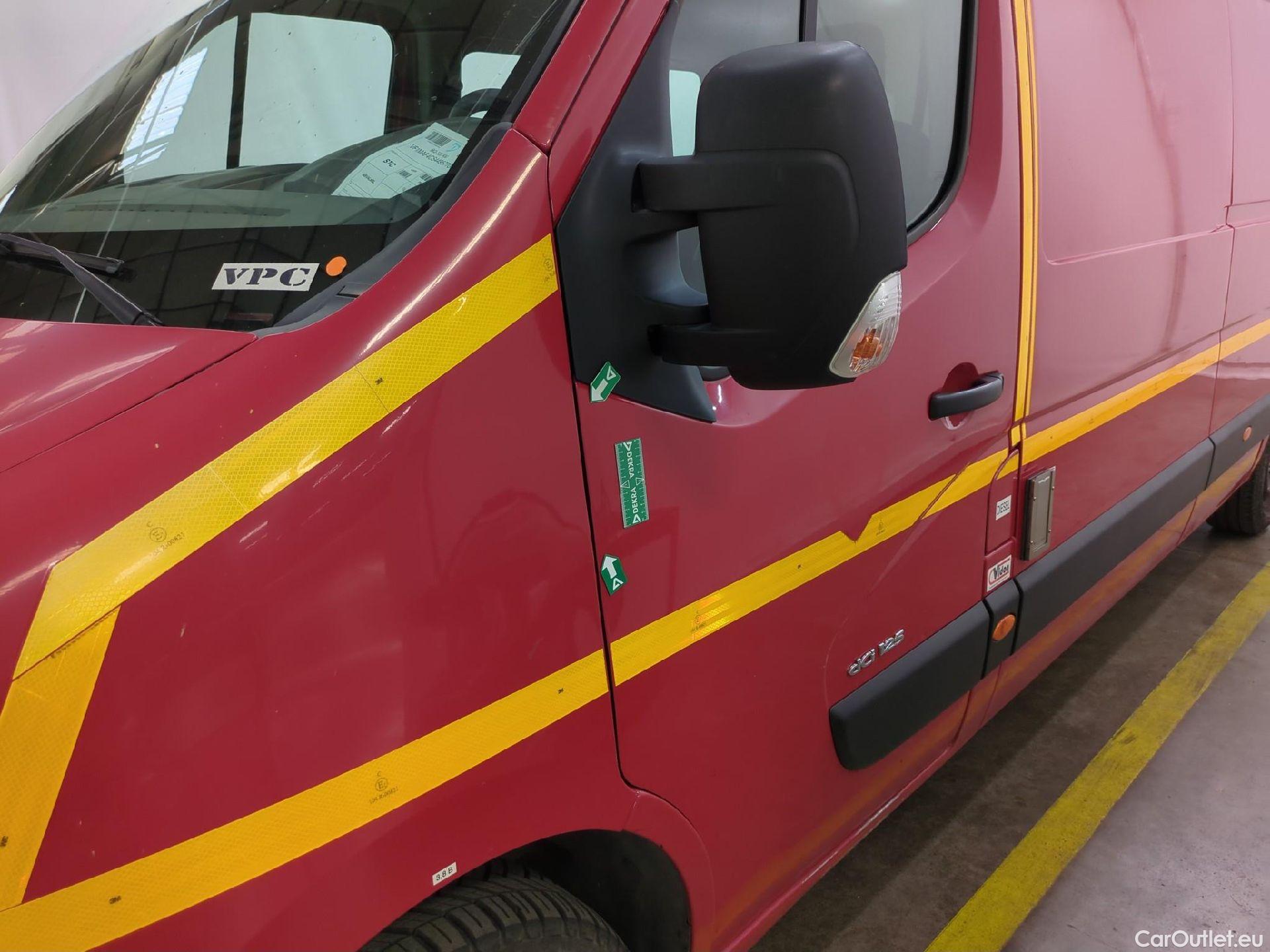  Renault  Master RENAULT  T35 VU 4p Fourgon Nouveau Fourgon Traction Grand Confort F3500 L3H3 #23
