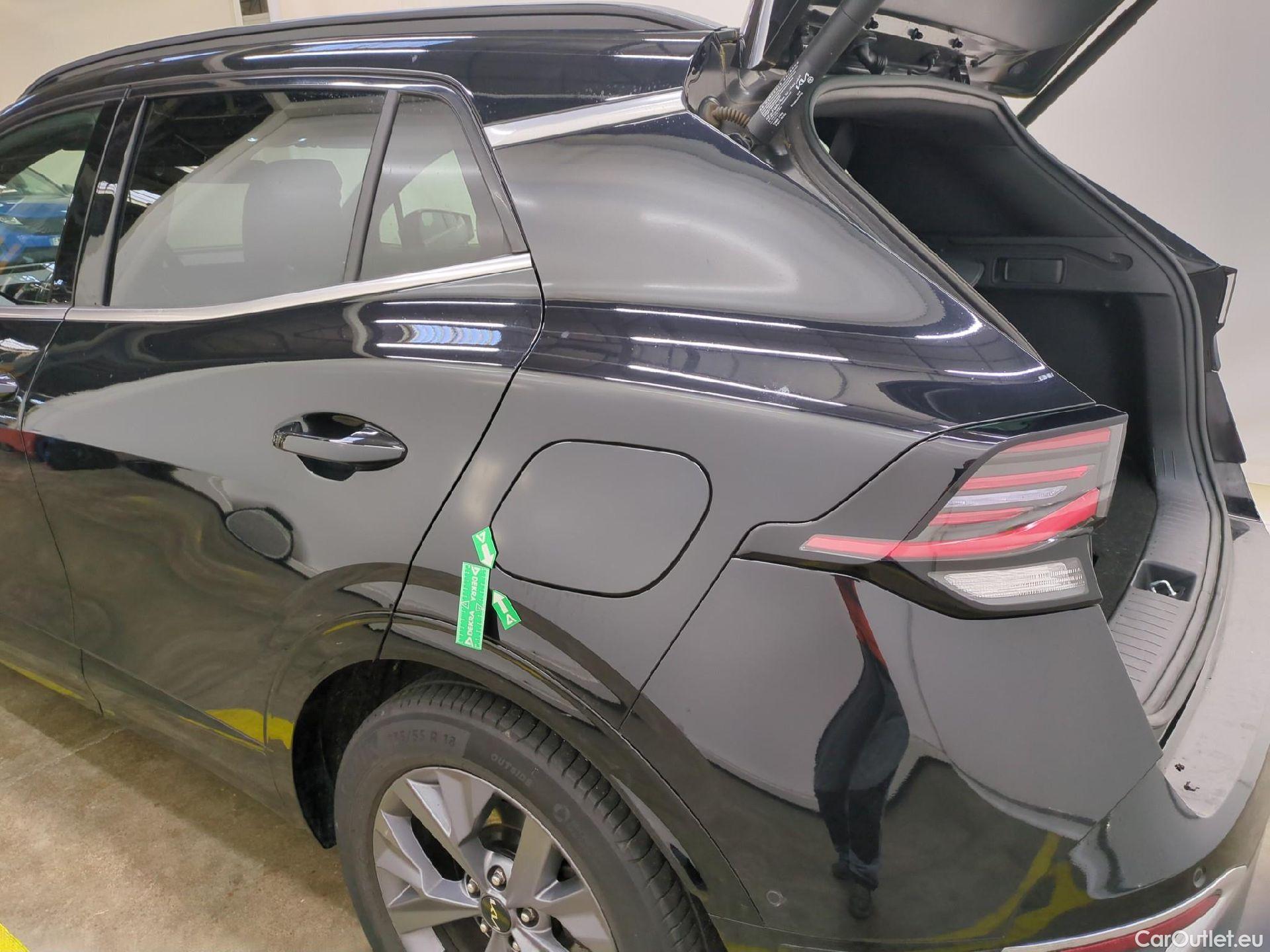  KIA  Sportage KIA  / 2021 / 5P / SUV 1.6 T-GDI 230 HEV AUTO 4WD GT-LINE PREMI #29
