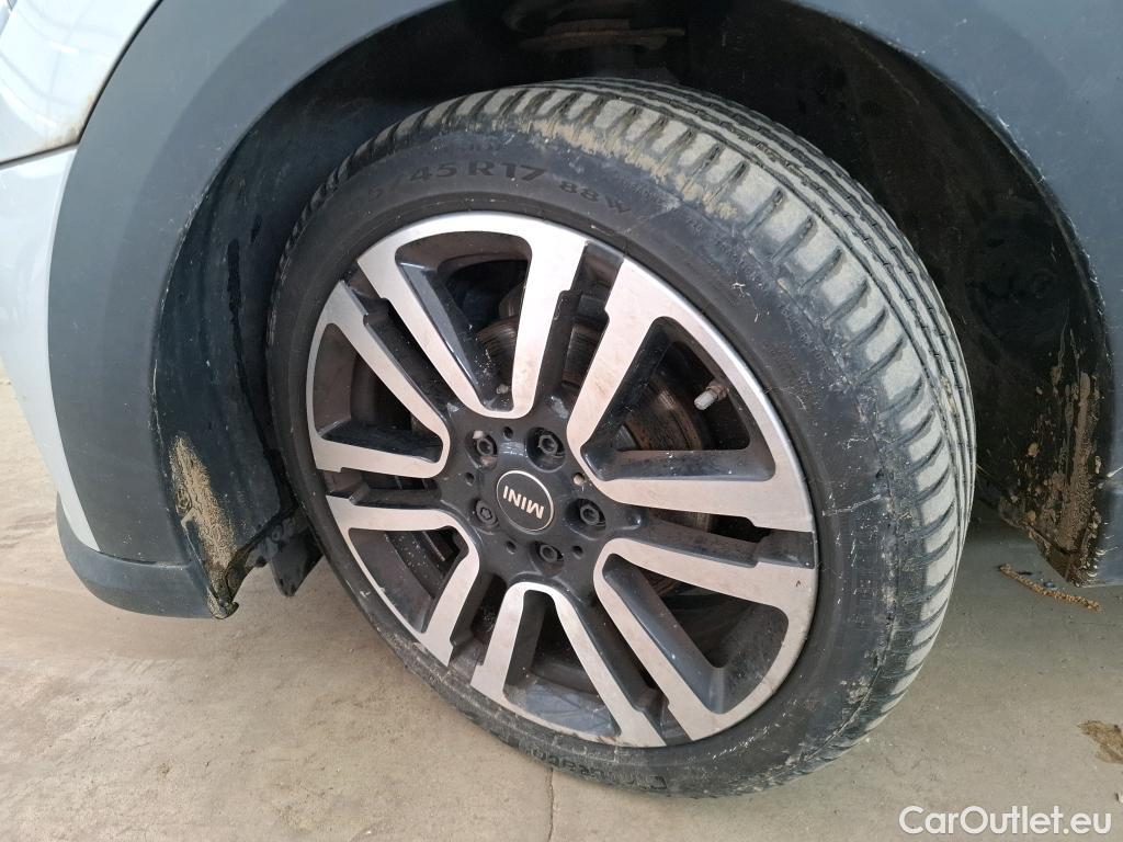  Mini  Cooper MINI Mini / 2021 / 5P / Berline  Edition Premium 136 ch BVA7 #18