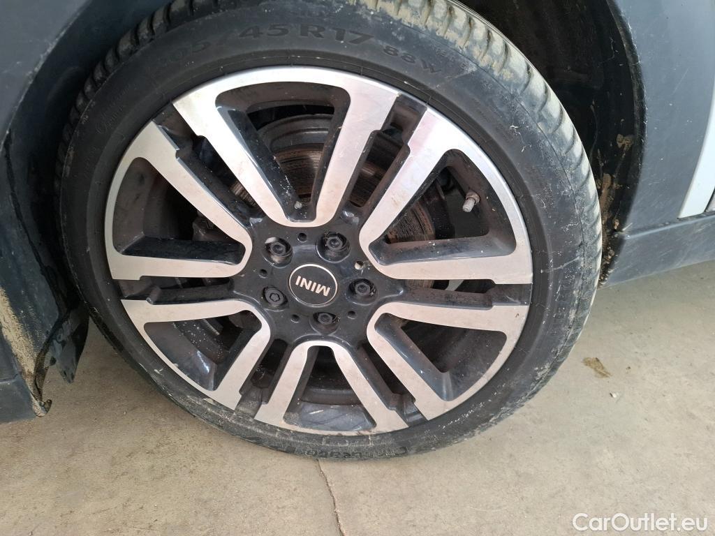  Mini  Cooper MINI Mini / 2021 / 5P / Berline  Edition Premium 136 ch BVA7 #19