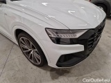  Audi  Q8 AUDI  / 2018 / 5P / SUV 60 TFSI E 340KW QUATTRO TIP. S LINE PLUS #24