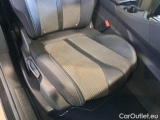  Peugeot  3008 PEUGEOT  / 2020 / 5P / SUV BLUEHDI 130 EAT8 SeS ALLURE #14
