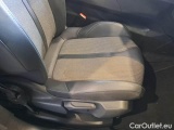  Peugeot  3008 PEUGEOT  / 2020 / 5P / SUV BLUEHDI 130 EAT8 SeS ALLURE #120