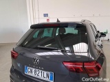  Volkswagen  Tiguan VOLKSWAGEN  / 2020 / 5P / SUV 2.0 TDI SCR 110KW ELEGANCE DSG #82