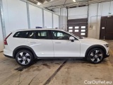  Volvo  V60 VOLVO  CROSS COUNTRY / 2019 / 5P / STATION WAGON B4 D AWD AUTOM. BUSINESS PRO #9