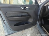  Volvo  XC60 VOLVO  / 2021 / 5P / SUV B4 D AUTOMATICO CORE #64