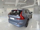  Volvo  XC60 VOLVO  / 2021 / 5P / SUV B4 D AWD AUTOMATICO MOMENTUM PRO #2