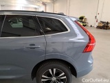  Volvo  XC60 VOLVO  / 2021 / 5P / SUV B4 D AWD AUTOMATICO MOMENTUM PRO #45