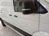  Volkswagen  Crafter VOLKSWAGEN  / 2017 / 4P / FURGONE 30 L3H2 2.0 TDI 75KW BUSINESS #48