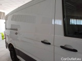  Volkswagen  Crafter VOLKSWAGEN  / 2017 / 4P / FURGONE 30 L3H2 2.0 TDI 75KW BUSINESS #59