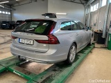 V90