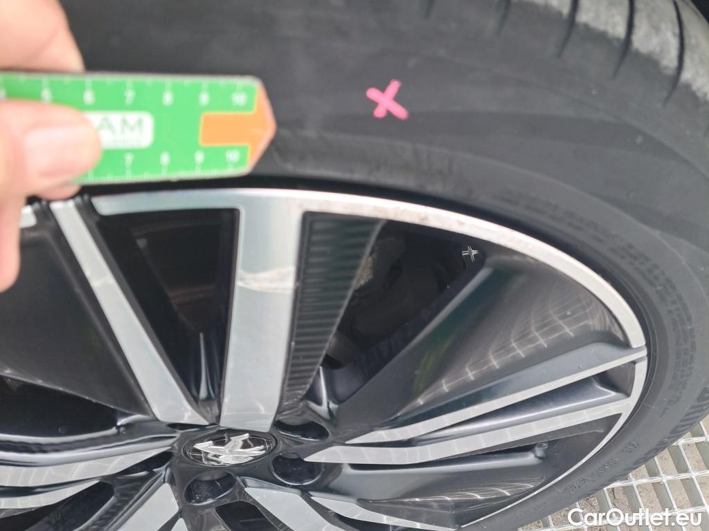  Peugeot  3008 PEUGEOT  / 2020 / 5P / todoterreno 1.5 BlueHDi 96kW S&S GT Pack EAT8 #5