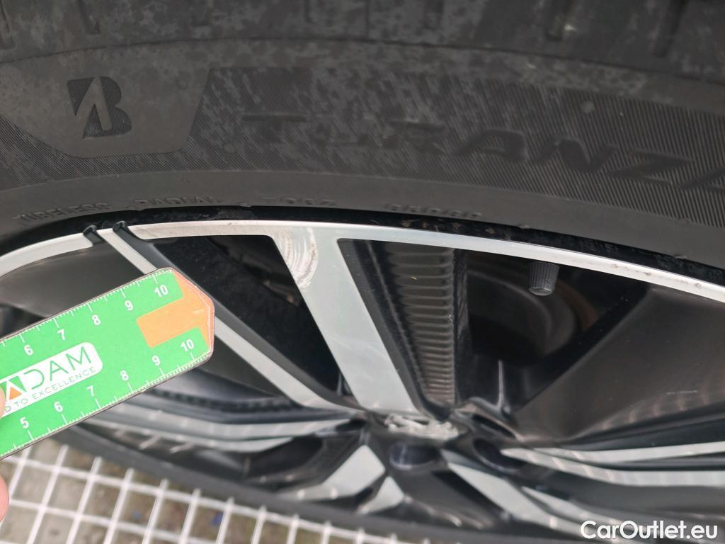 Peugeot  3008 PEUGEOT  / 2020 / 5P / todoterreno 1.5 BlueHDi 96kW S&S GT Pack EAT8 #15