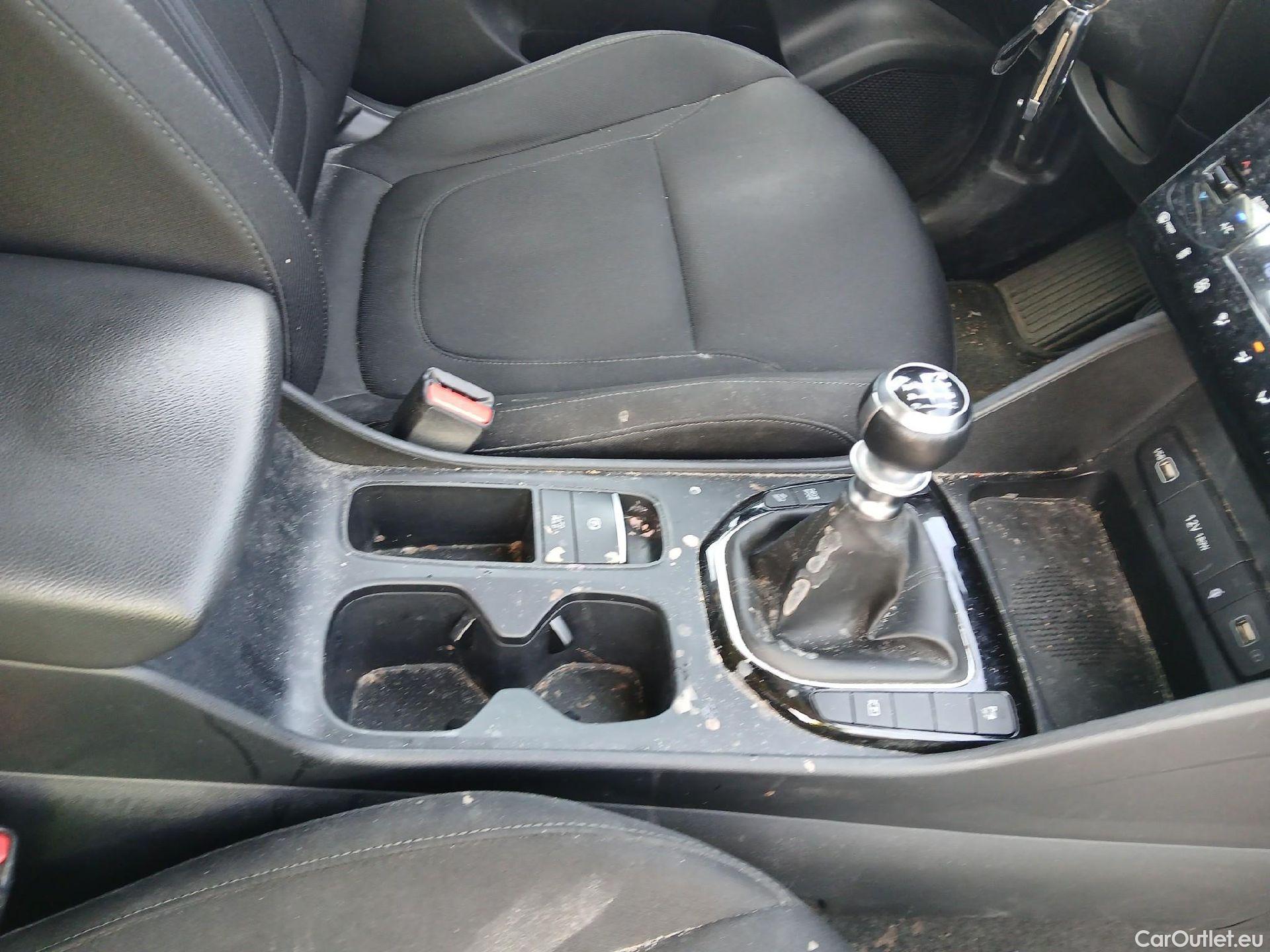  Hyundai  Tucson HYUNDAI  / 2020 / 5P / todoterreno 1.6 CRDI 100kW (136CV) 48V Maxx #3