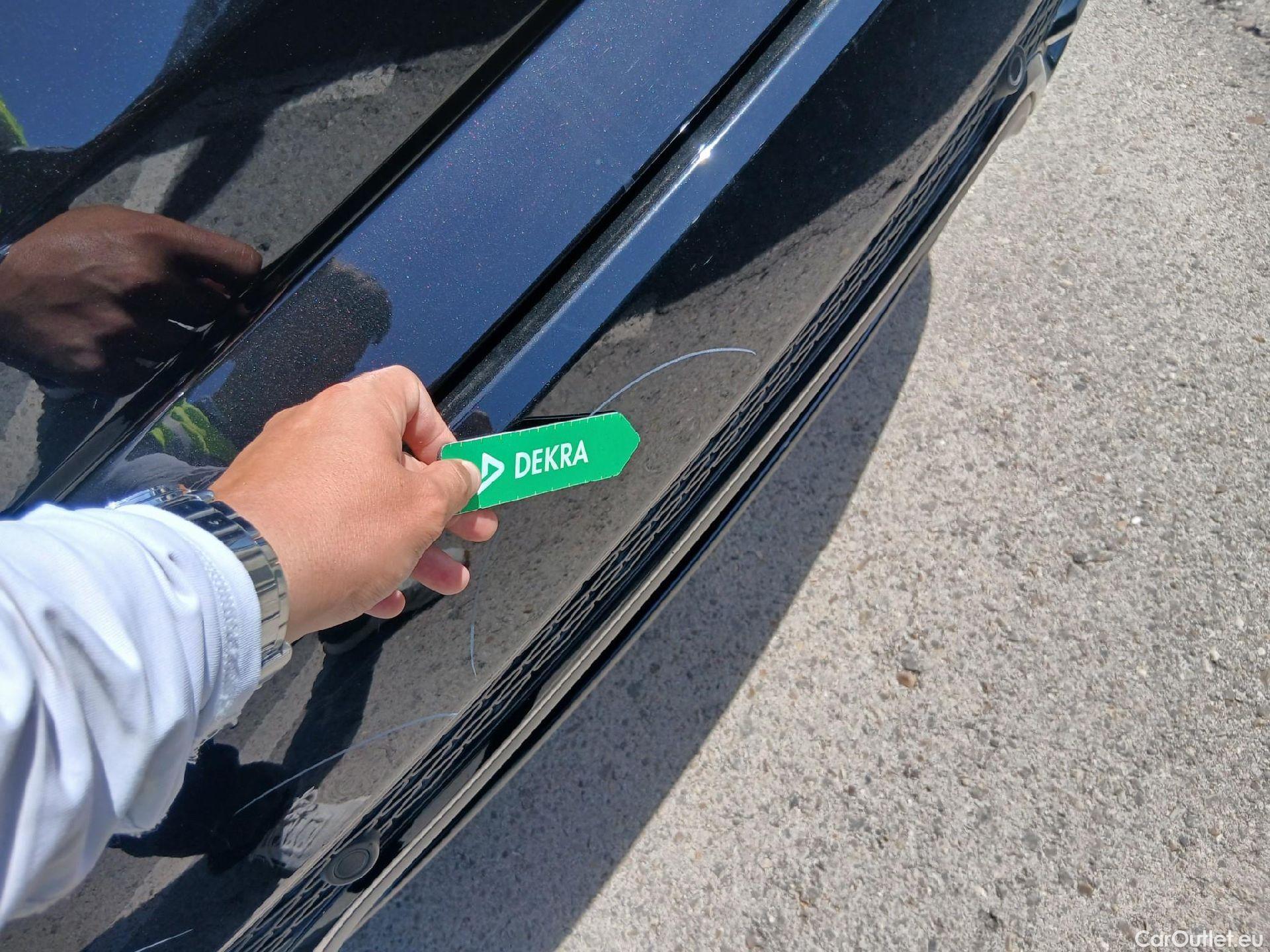  Jaguar  E-PACE JAGUAR  / 2017 / 5P / todoterreno 1.5 I3 PHEV 309 PS AWD Auto R-Dynamic S #10