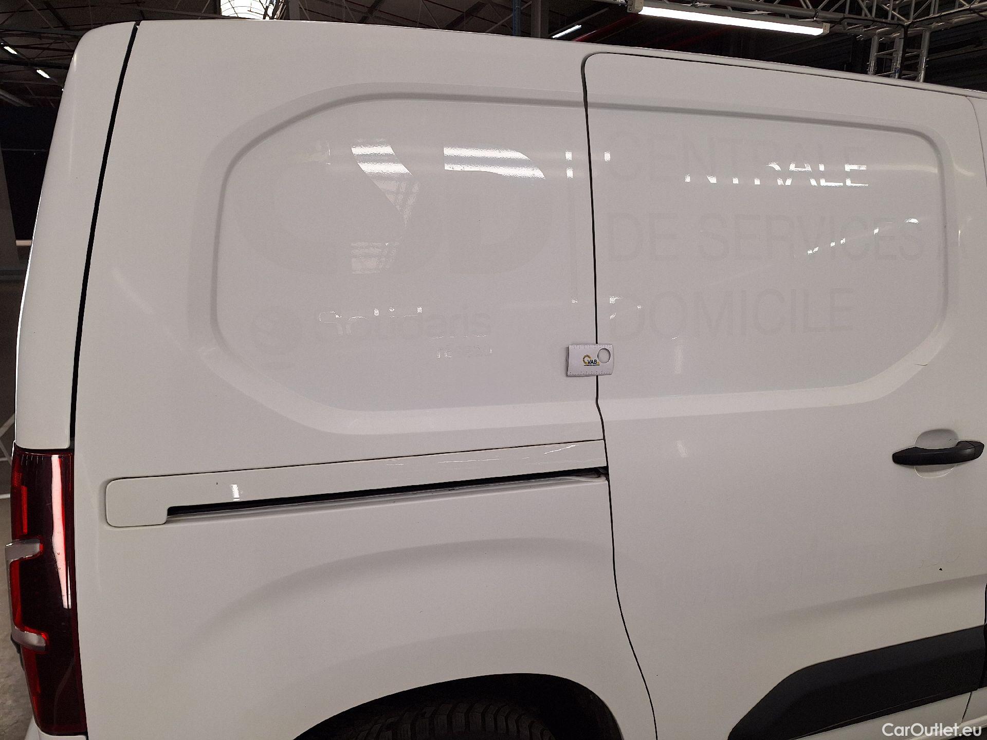  Opel  Combo Opel, _ '18, Opel  1.6 D B.Inj 73kW 2.0T L1H1 Edition 4d #23