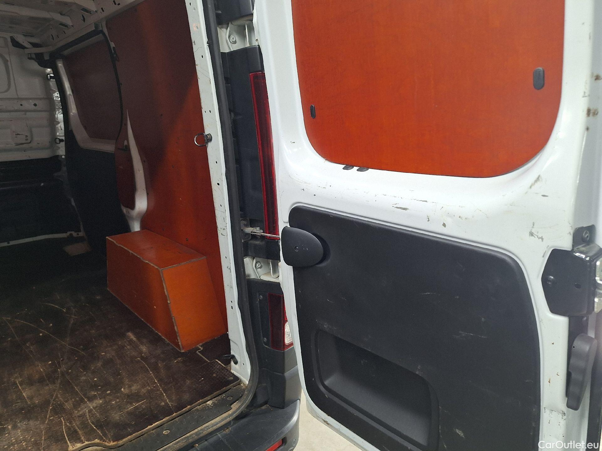  Renault  Trafic Renault, _ '14, Renault  L1H1 dCi 120 Grand Confort 2.7T 4d #12